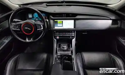 Jaguar XF 2017 2.0 гидро в Москве № 335791, миниатюра 7
