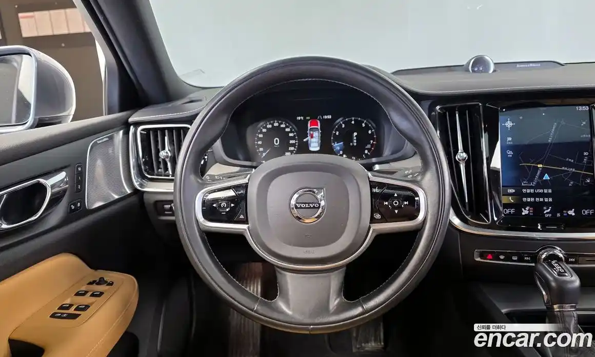 Volvo S60 2019 2.0 гидро в Москве № 344193, фото 13