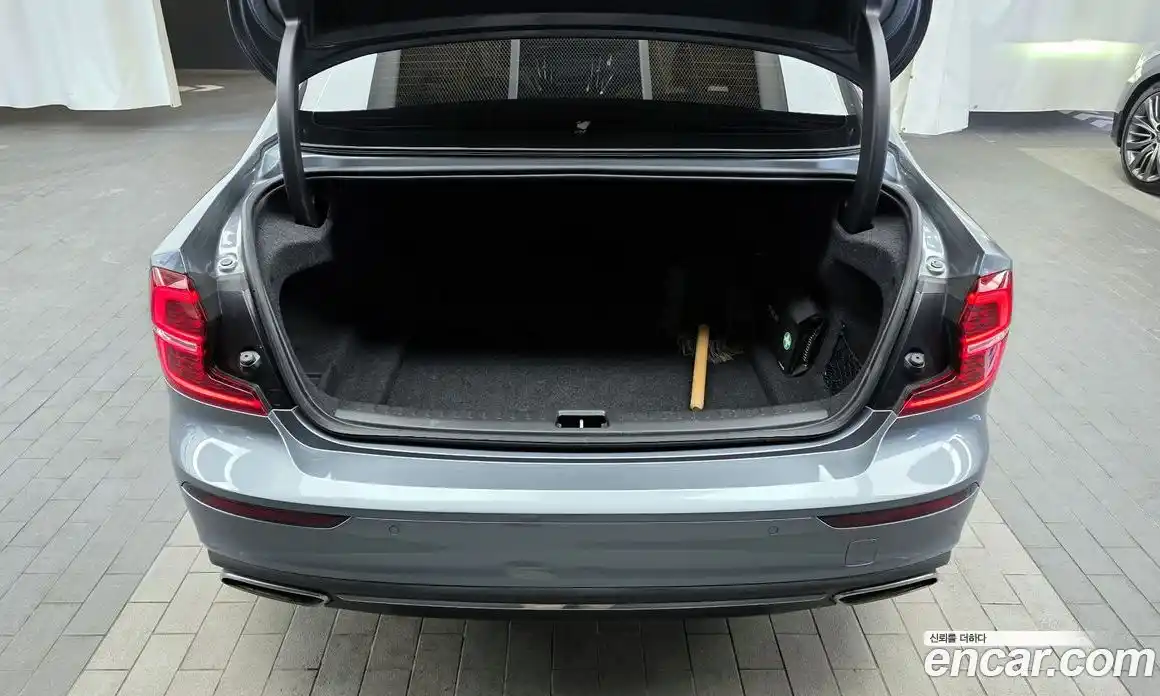 Volvo S60 2019 2.0 гидро в Москве № 344193, фото 20