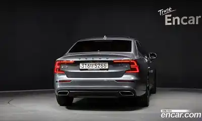 Volvo S60 2019 2.0 гидро в Москве № 344193, миниатюра 4