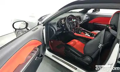 Dodge Challenger 2017 3.6 гидро в Москве № 353805, миниатюра 10