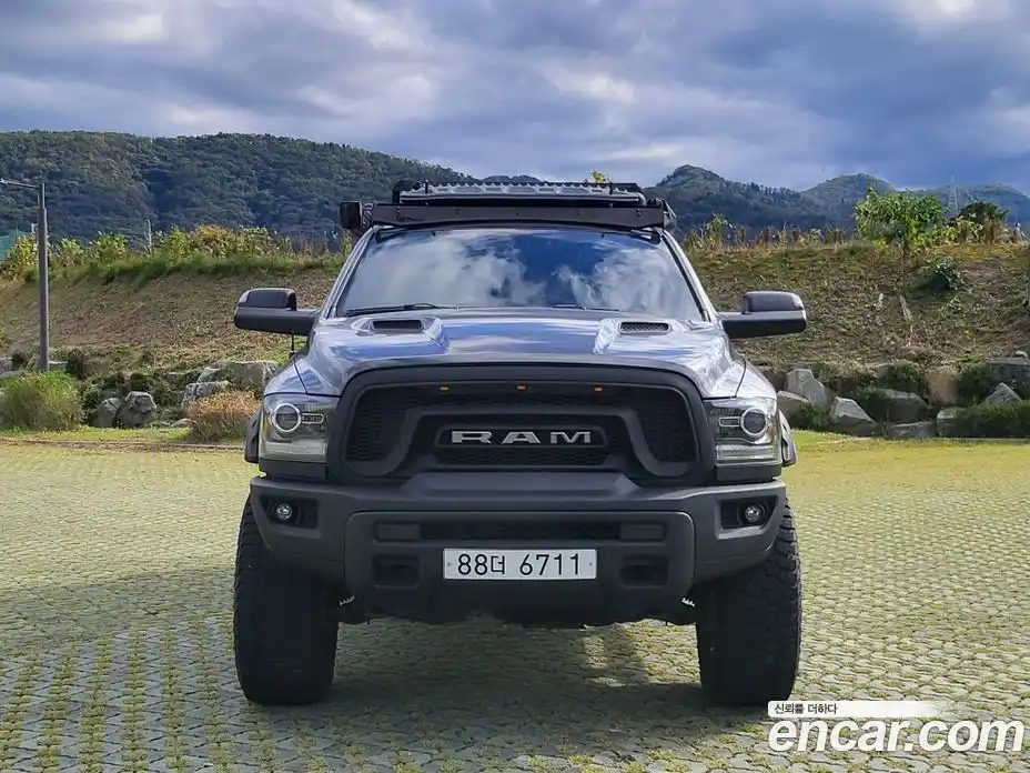 Dodge Ram Pick Up 2016 5.7 гидро в Москве № 362282, фото 3