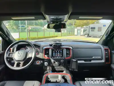 Dodge Ram Pick Up 2016 5.7 гидро в Москве № 362282, миниатюра 7