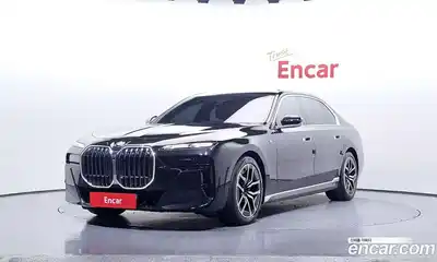 BMW 7-Series, 2025