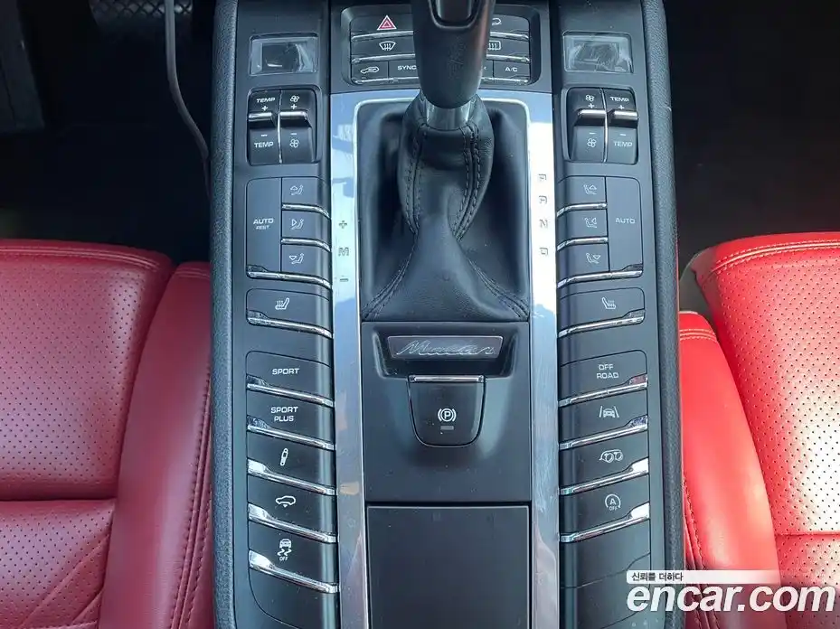 Porsche Macan 2018 3.0 гидро в Москве № 374570, фото 17