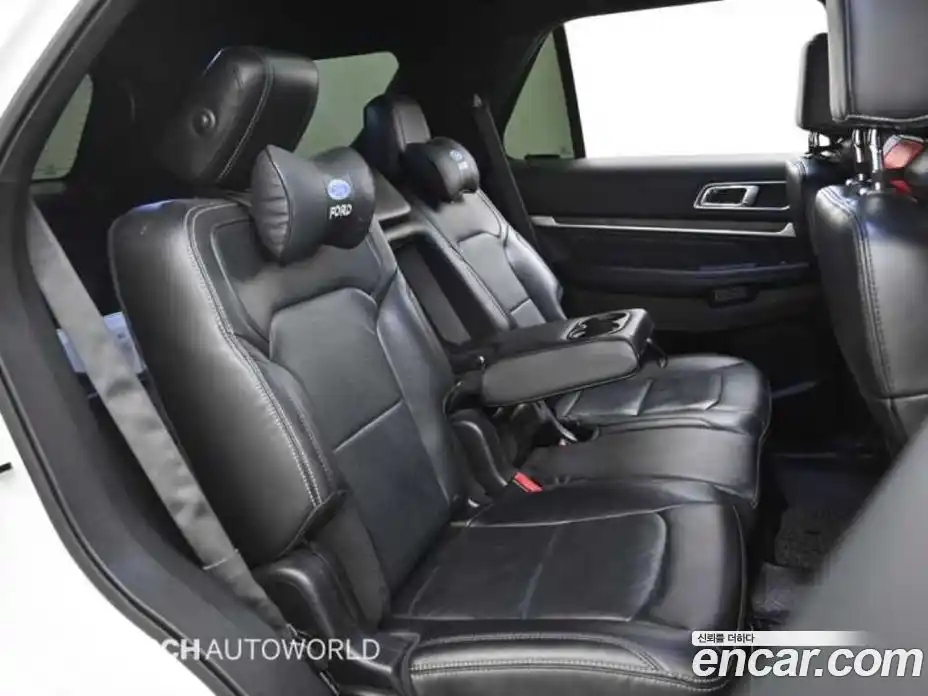 Ford Explorer 2015 2.3 гидро в Москве № 376048, фото 12