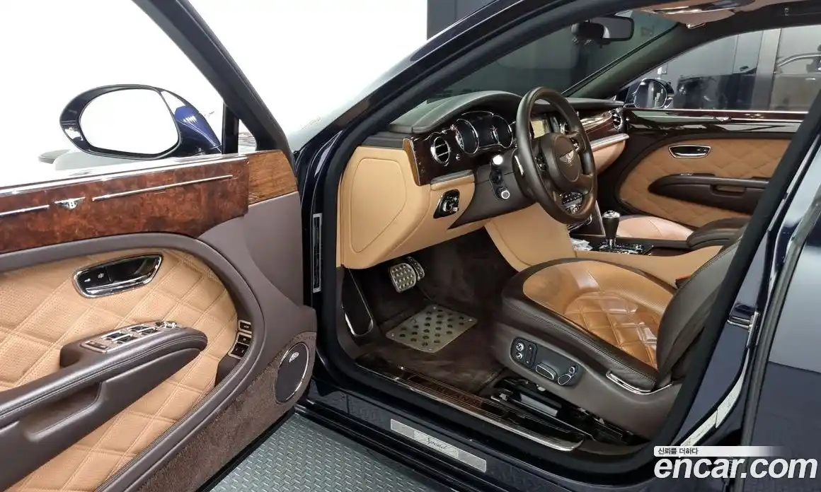 Bentley Mulsanne 2016 6.8 гидро в Москве № 387192, фото 10