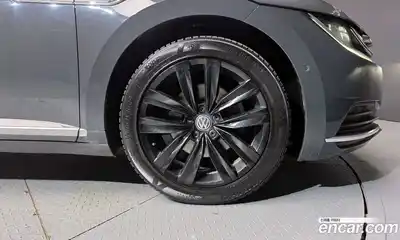 Volkswagen Arteon 2019 2.0 гидро в Москве № 400902, миниатюра 5