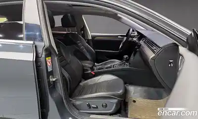 Volkswagen Arteon 2019 2.0 гидро в Москве № 400902, миниатюра 10