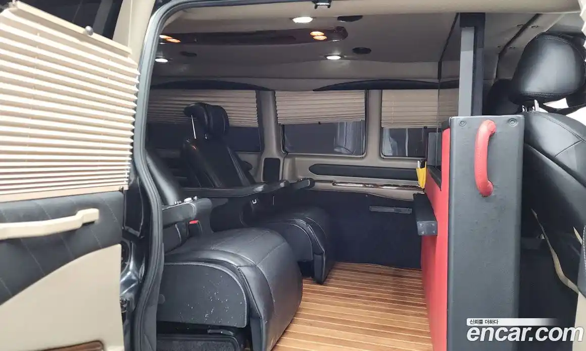 GMC Savana 2019 6.0 гидро в Москве № 406409, фото 12