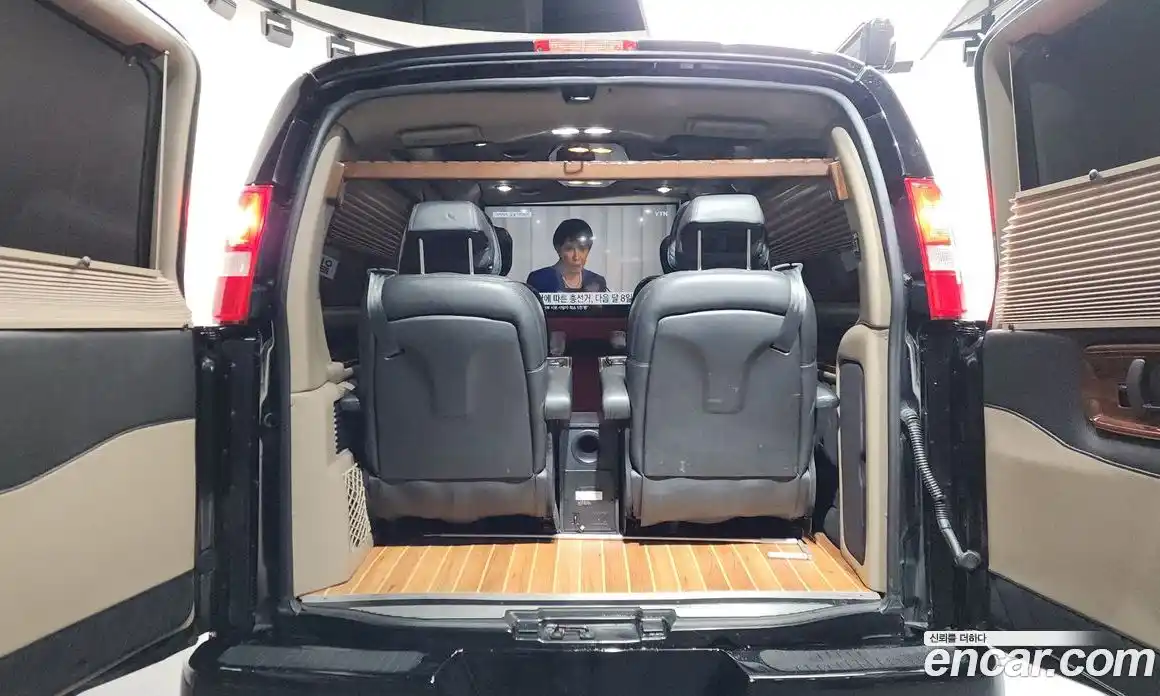 GMC Savana 2019 6.0 гидро в Москве № 406409, фото 20