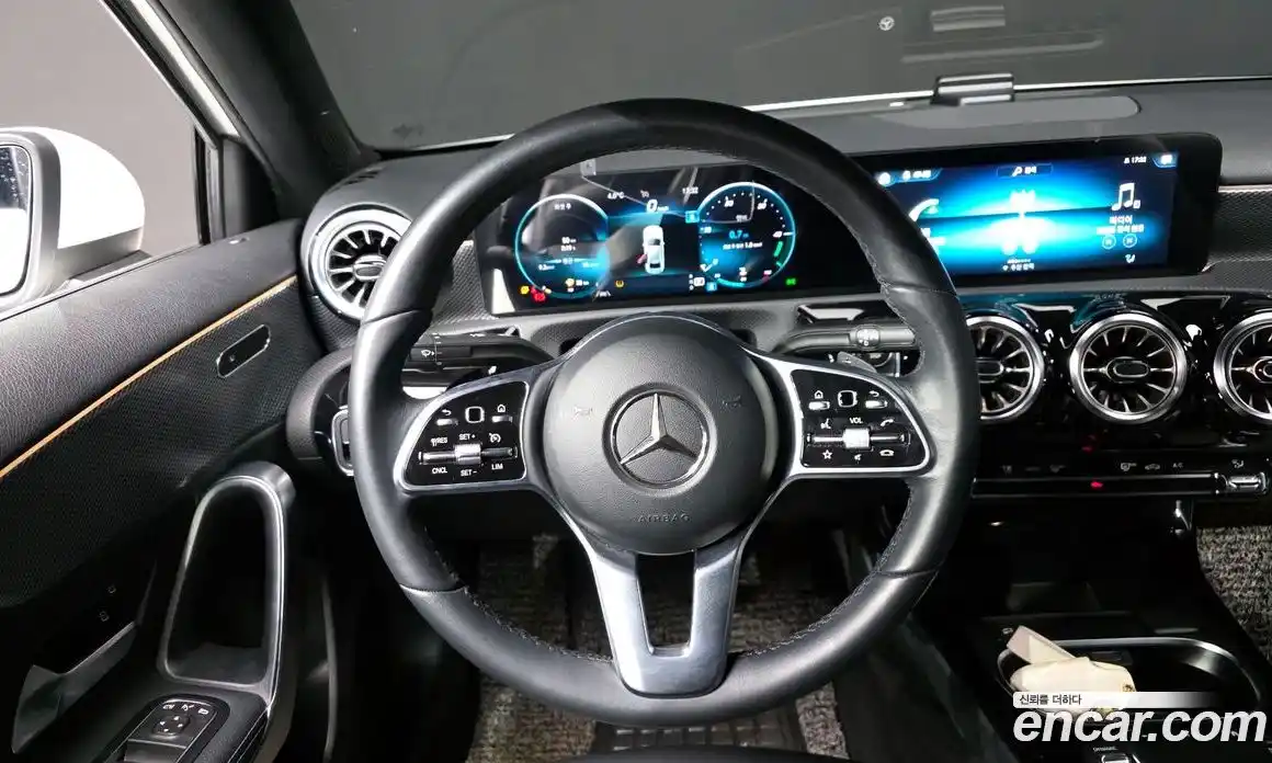 Mercedes-Benz A-Class 2022 2.0 гидро в Москве № 409969, фото 13