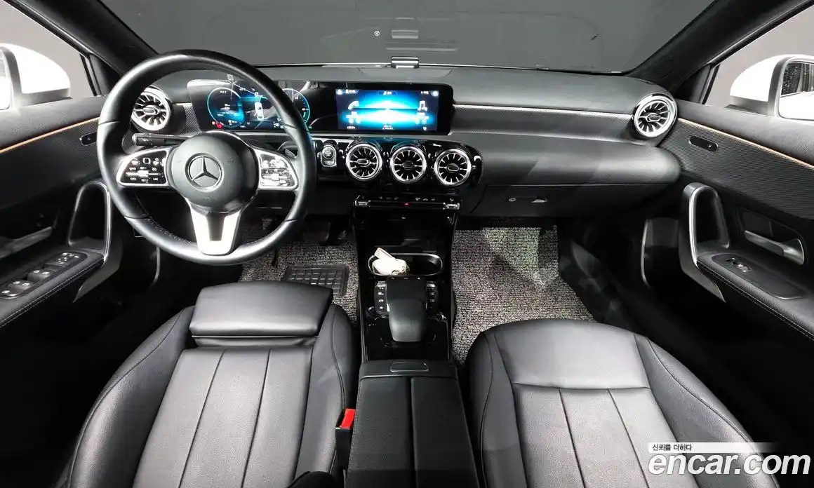 Mercedes-Benz A-Class 2022 2.0 гидро в Москве № 409969, фото 7