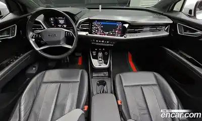 Audi Q4 e-tron 2022 0.2 гидро в Москве № 414326, миниатюра 7