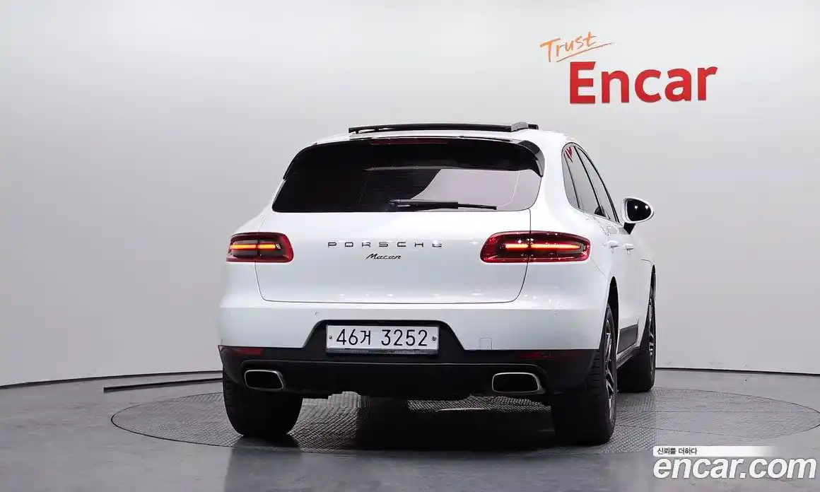 Porsche Macan 2017 2.0 гидро в Москве № 470693, фото 4
