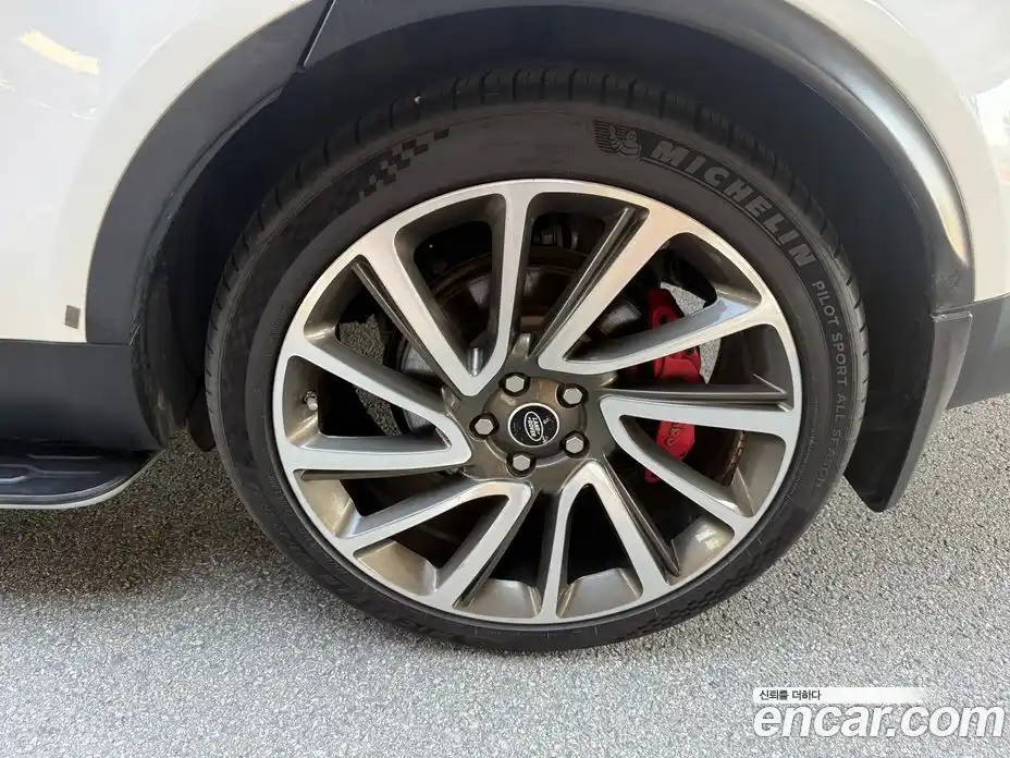 Land Rover Discovery 2017 2.0 гидро в Москве № 471540, фото 6