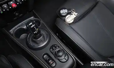 Mini Countryman 2023 1.5 гидро в Москве № 471911, миниатюра 9