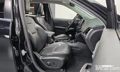 Jeep Cherokee 2019 2.4 гидро в Москве № 472687, миниатюра 11