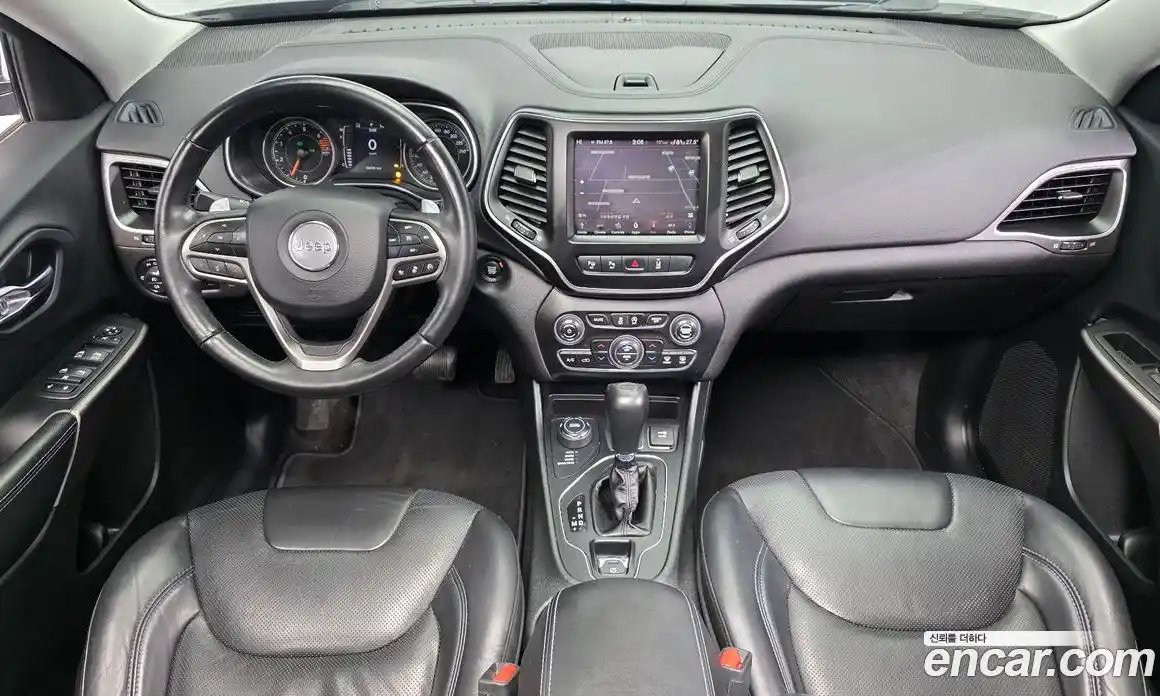 Jeep Cherokee 2019 2.4 гидро в Москве № 472687, фото 7