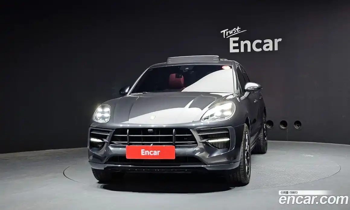 Porsche Macan 2021 2.9 гидро в Москве № 497983, фото 3