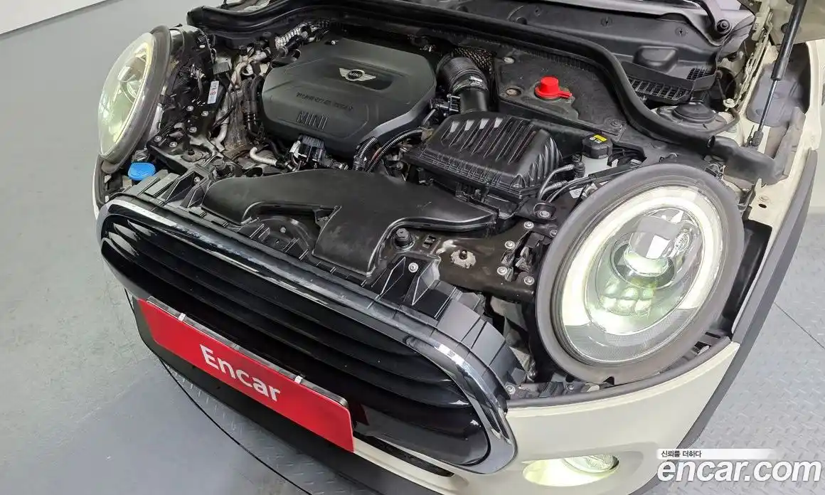Mini Cooper 2015 1.5 гидро в Москве № 499333, фото 6