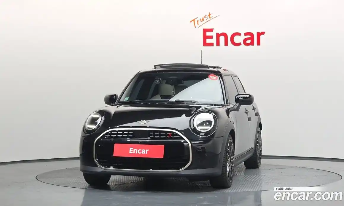 Mini Cooper 2024 2.0 гидро в Москве № 540659, фото 3