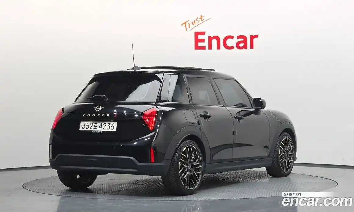 Mini Cooper 2024 2.0 гидро в Москве № 540659, фото 7