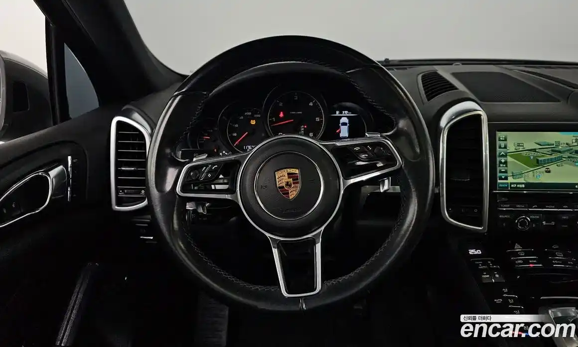 Porsche Cayenne 2016 3.0 гидро в Москве № 545786, фото 14