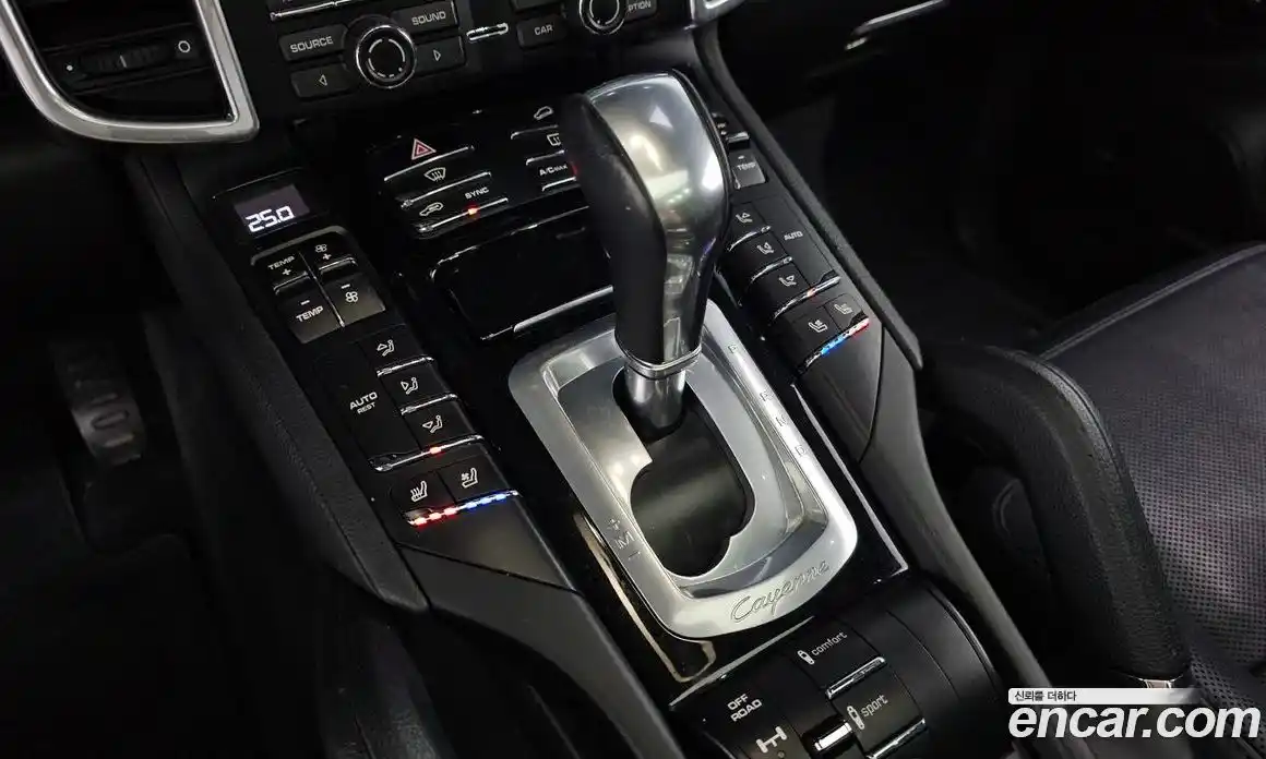 Porsche Cayenne 2016 3.0 гидро в Москве № 545786, фото 9