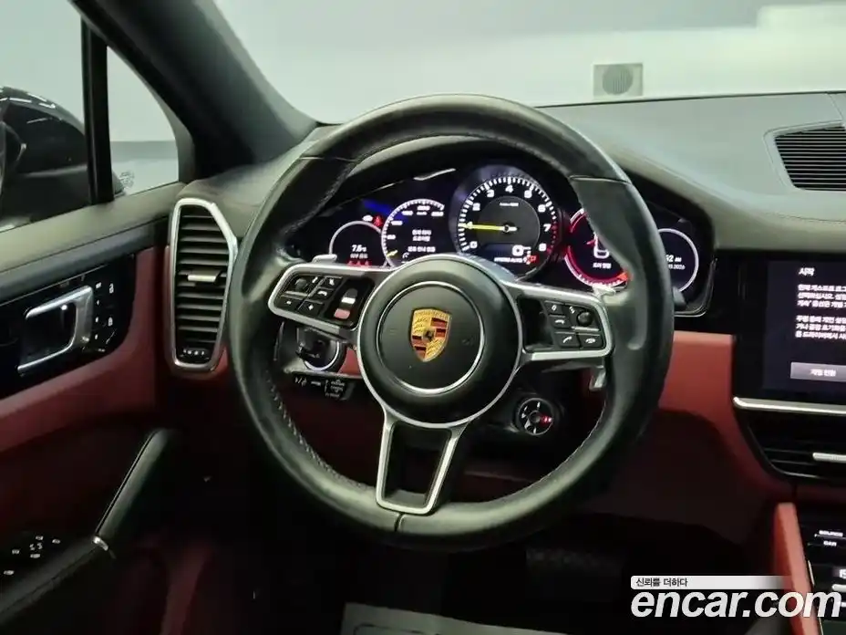 Porsche Cayenne 2022 3.0 гидро в Москве № 545964, фото 18