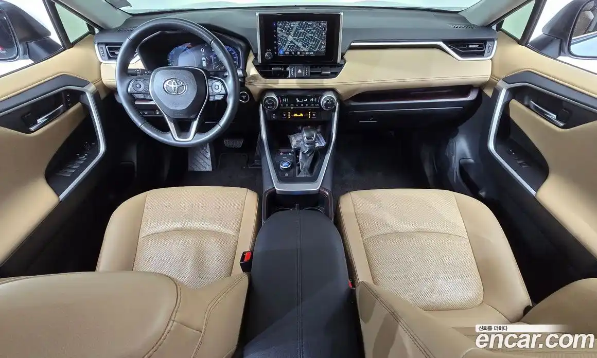 Toyota RAV4 2024 2.5 гидро в Москве № 584590, фото 7