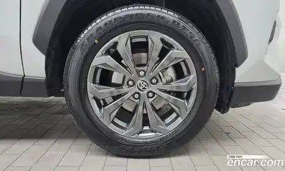 Toyota RAV4 2024 2.5 гидро в Москве № 584591, миниатюра 5