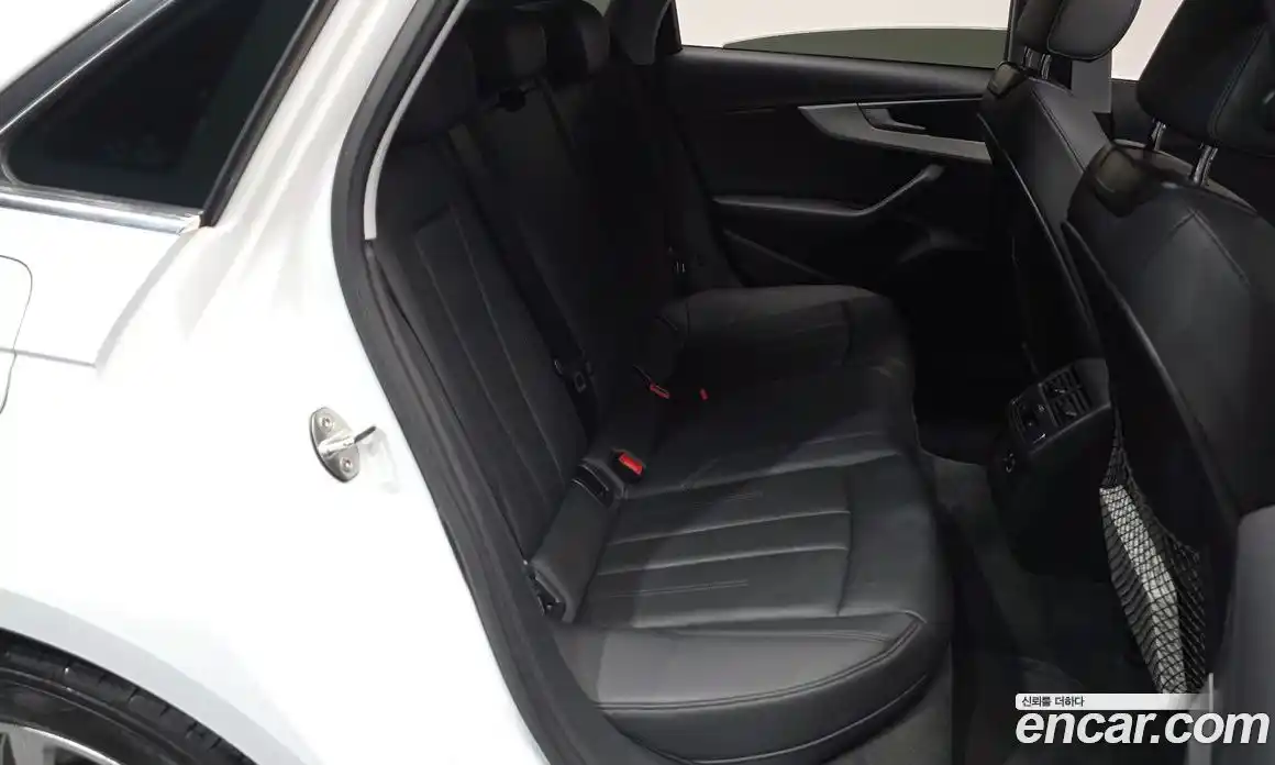 Audi A4 2019 2.0 гидро в Москве № 592870, фото 11