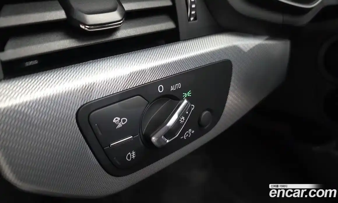 Audi A4 2019 2.0 гидро в Москве № 592870, фото 14