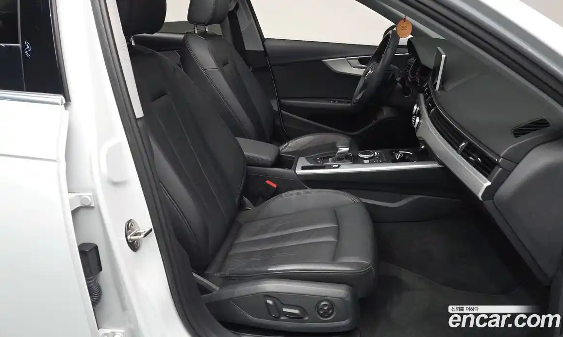 Audi A4 2019 2.0 гидро в Москве № 592870, фото 10