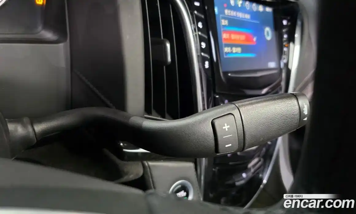 Cadillac Escalade 2018 6.2 гидро в Москве № 611590, фото 9