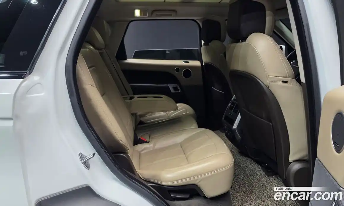Land Rover Range-Rover Sport 2018 3.0 гидро в Москве № 627549, фото 12
