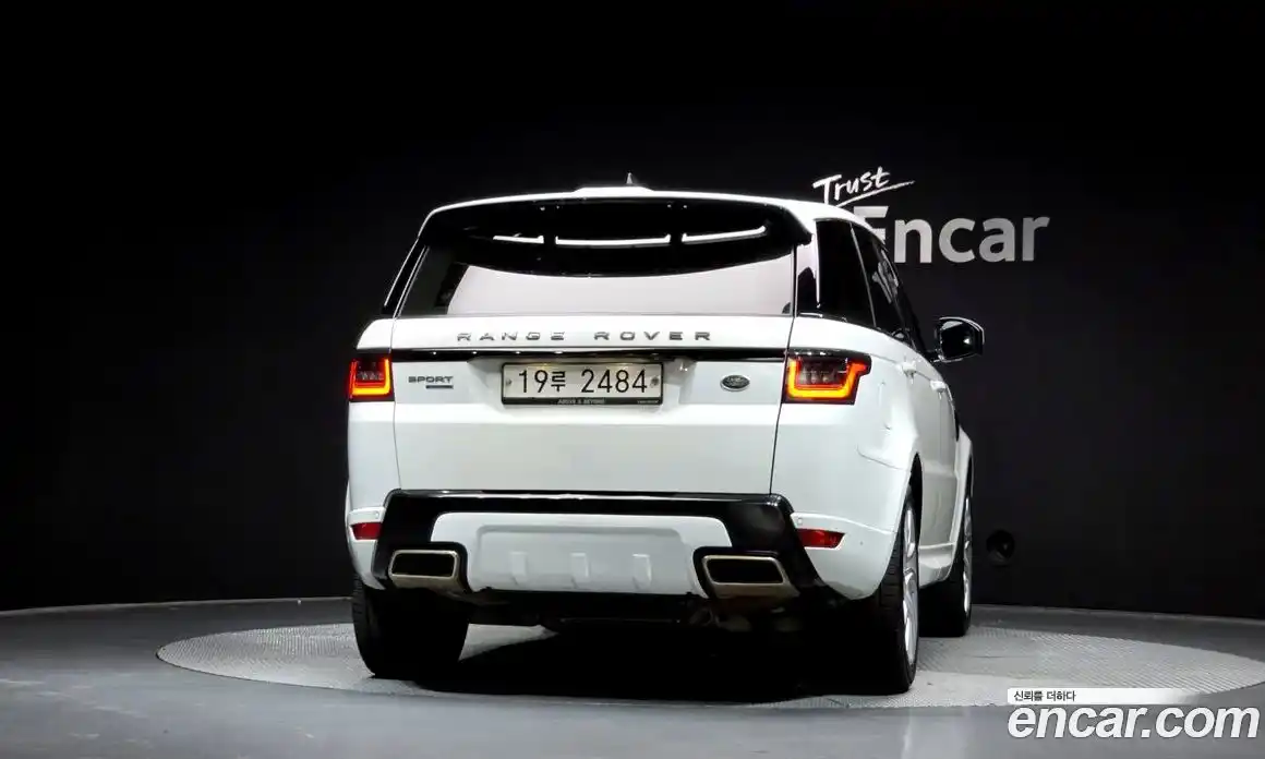 Land Rover Range-Rover Sport 2018 3.0 гидро в Москве № 627549, фото 4