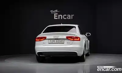 Audi A4 2012 2.0 гидро в Москве № 723426, миниатюра 4