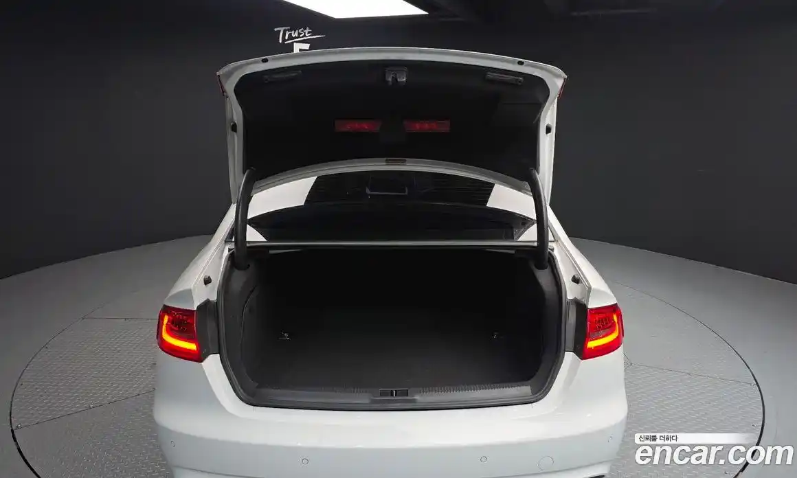 Audi A4 2015 2.0 гидро в Москве № 723742, фото 20
