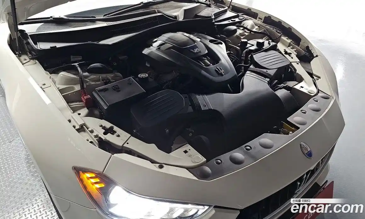 Maserati Ghibli 2014 3.0 гидро в Москве № 724473, фото 6