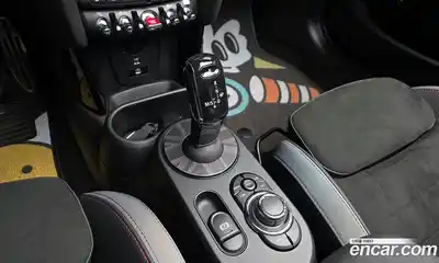 Mini Cooper Convertible 2024 2.0 гидро в Москве № 724718, миниатюра 9