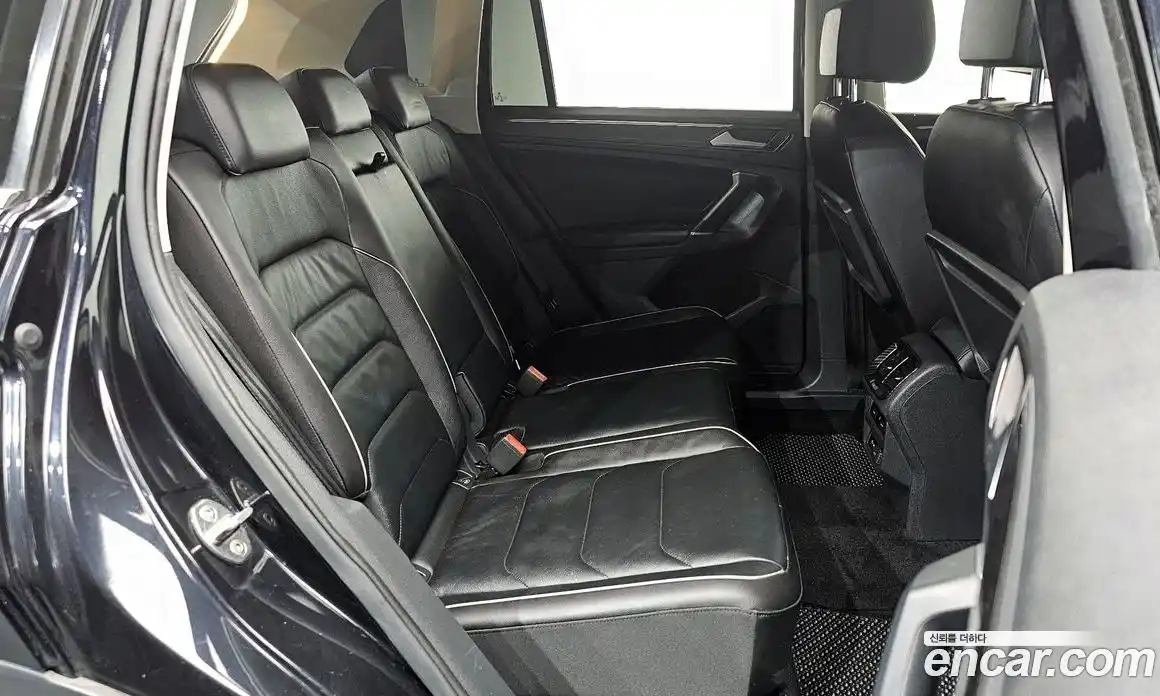 Volkswagen Tiguan 2018 2.0 гидро в Москве № 725151, фото 12