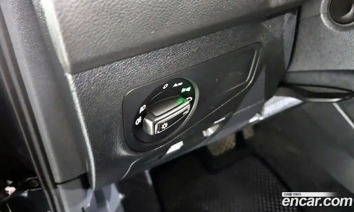 Volkswagen Tiguan 2018 2.0 гидро в Москве № 725151, фото 18