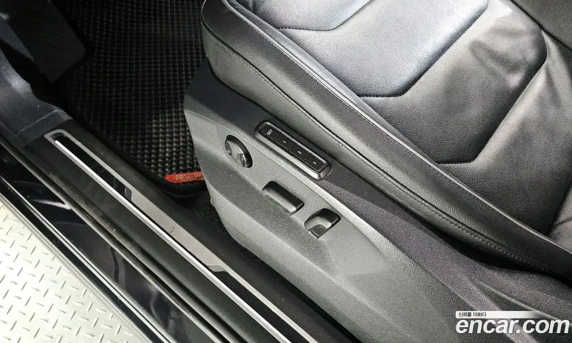 Volkswagen Tiguan 2018 2.0 гидро в Москве № 725151, фото 19
