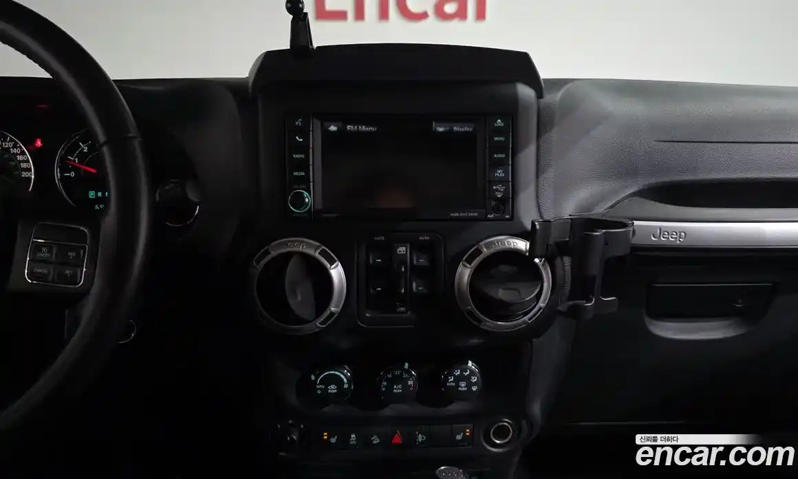 Jeep Wrangler 2017 3.6 гидро в Москве № 725266, фото 13