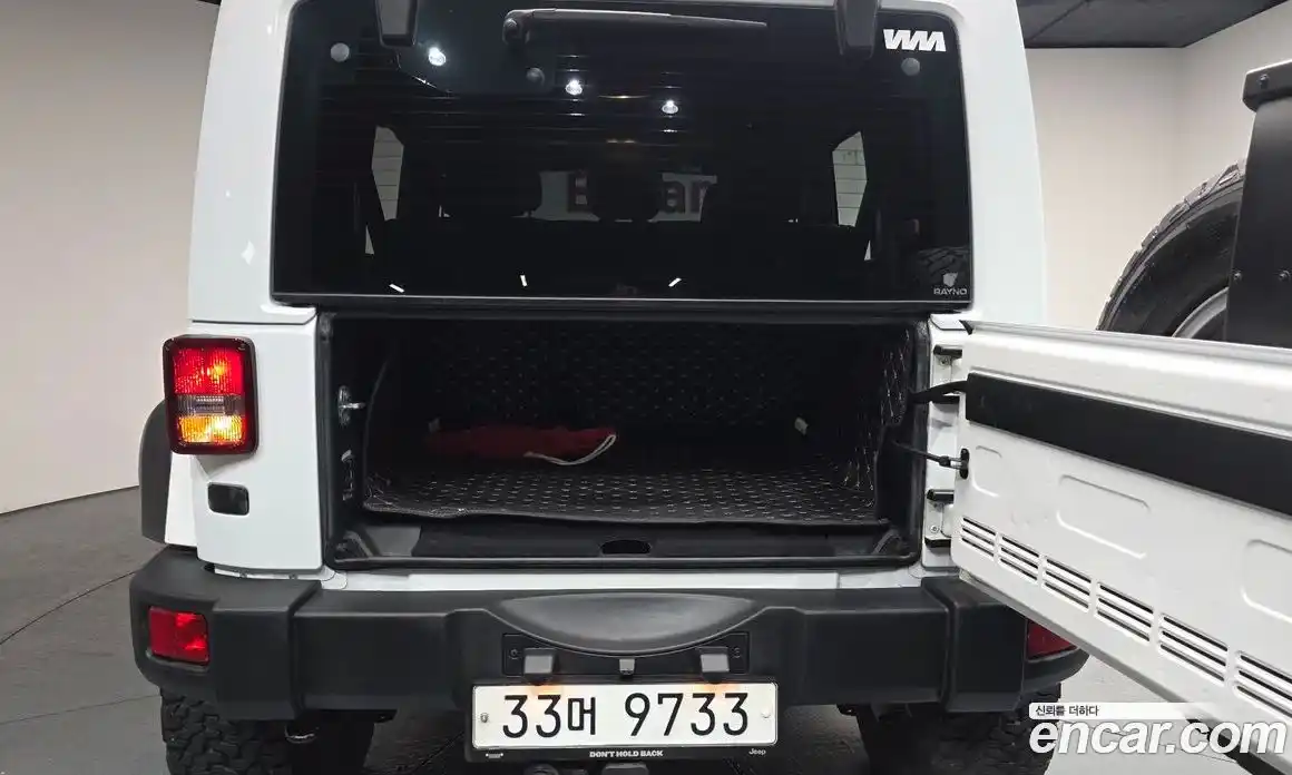 Jeep Wrangler 2017 3.6 гидро в Москве № 725266, фото 19