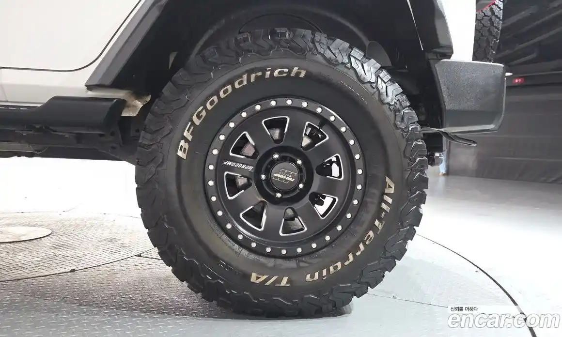 Jeep Wrangler 2017 3.6 гидро в Москве № 725266, фото 4