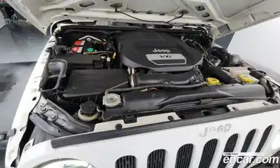 Jeep Wrangler 2017 3.6 гидро в Москве № 725318, миниатюра 6