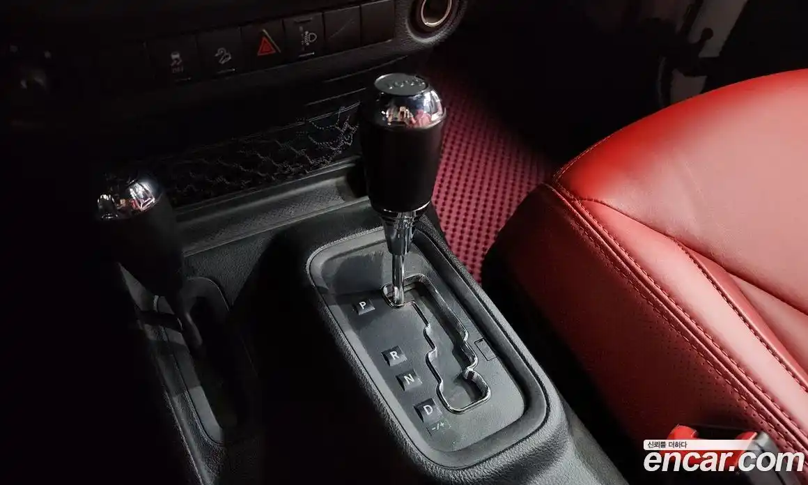 Jeep Wrangler 2017 3.6 гидро в Москве № 725318, фото 9
